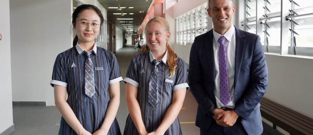 Peter Ellis and prefects_4