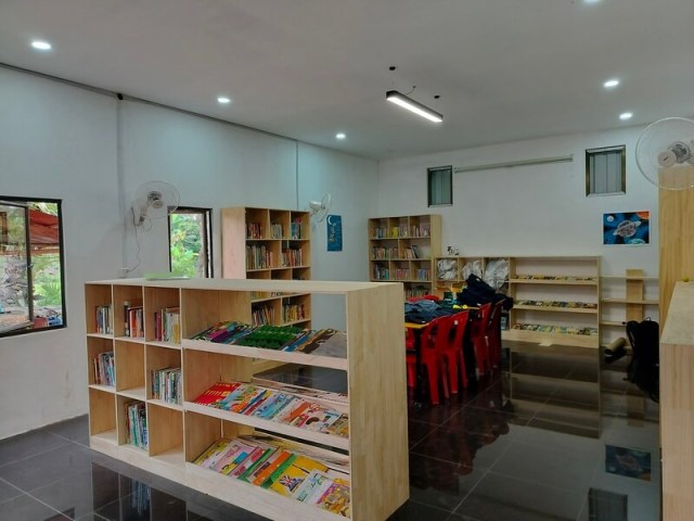 AIS_Angkor Kids Centre Library